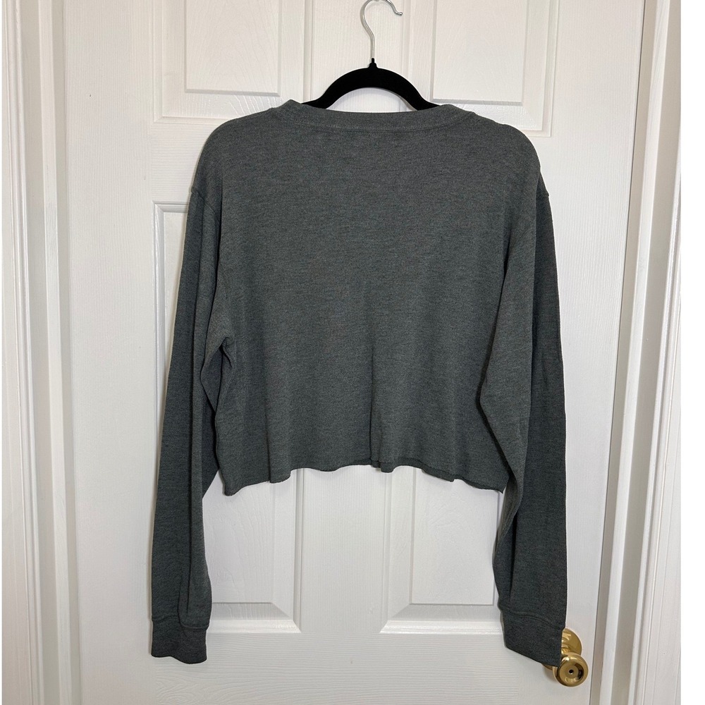 Brandy Melville Brianna Grey Cropped Long Sleeve Knit One Size - Picture 3 of 5